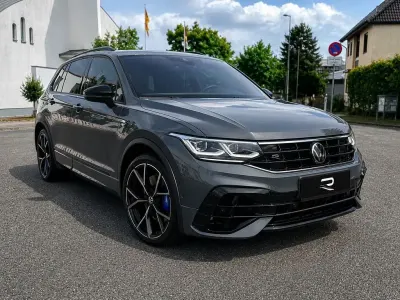 Gebraucht VW Tiguan R 320 PS (235 kW) 2023 Grau SUV