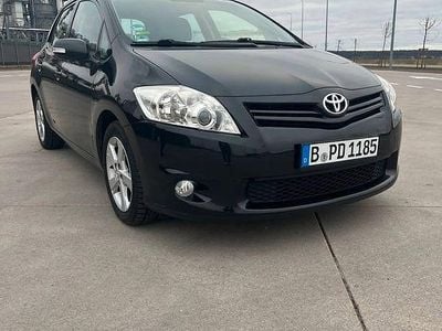 Gebraucht Toyota Auris Edition 99 PS (72 kW) 2012 Schwarz Limousine