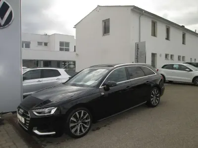 Gebraucht Audi A4 Advanced 204 PS (150 kW) 2021 Brillantschwarz Kombi