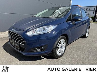 Usata Ford Fiesta Trend 75 CV (55 kW) 2015 Blu Utilitaria