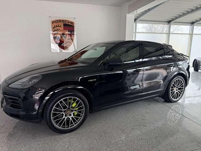 Gebraucht Porsche Cayenne Coupe 476 PS (350 kW) 2023 Chromitschwarz Coupé