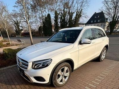 Gebraucht Mercedes GLC220 AMG line 170 PS (125 kW) 2018 Weiß SUV