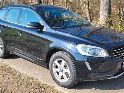 Gebraucht Volvo XC60 Momentum 136 PS (100 kW) 2014 Schwarz SUV