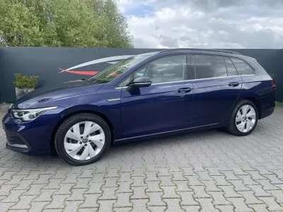 Gebraucht VW Golf VII Style 150 PS (110 kW) 2021 Blau Kleinwagen