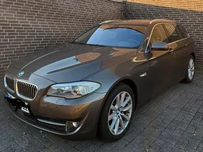 Usata BMW 525 218 CV (160 kW) 2012 Marrone Station wagon