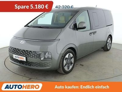 Gebraucht Hyundai Staria Prime 177 PS (130 kW) 2023 Olivine Van / Kleinbus