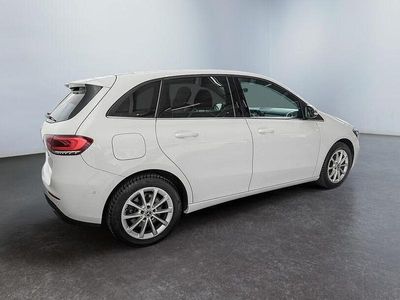 Gebraucht Mercedes B250e 160 PS (117 kW) 2022 Weiß Van / Kleinbus