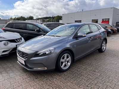 gebraucht Volvo V40 Kinetic *AUTOMATIK*TEMP*PDC *LMF*MFL*KLIMA