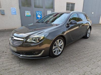Braun Gebraucht 2014 Opel Insignia Kombi | 7.999 € (Teuer)