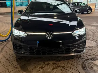 Gebraucht VW Golf 300 PS (220 kW) 2023 Schwarz Coupé