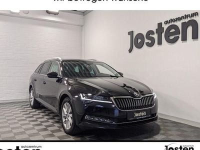 Schwarz (blackmagic perleffekt (schwarz)) Gebraucht 2024 Skoda Superb Style Kombi | 29.990 € (Guter Preis)
