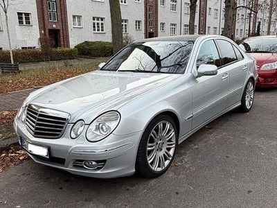 Mercedes E200