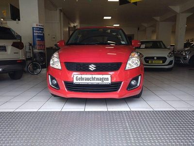 Gebraucht Suzuki Swift Comfort 94 PS (69 kW) 2015 Rot Kleinwagen