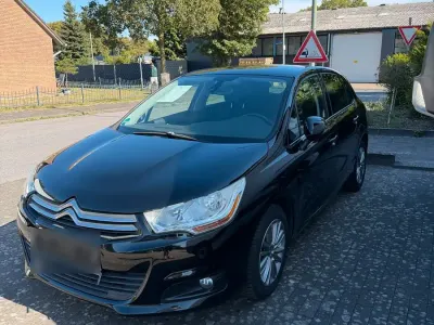 Gebraucht Citroën C4 120 PS (88 kW) 2012 Schwarz Kleinwagen