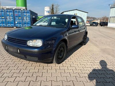 Gebraucht VW Golf IV 75 PS (55 kW) 2003 Blau Kleinwagen