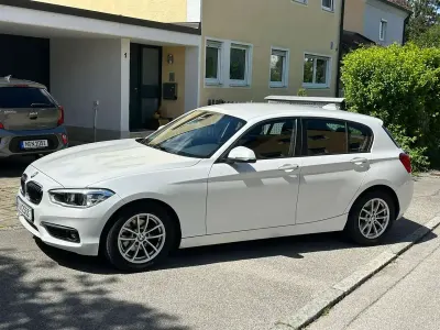 Gebraucht BMW 116 Advantage 109 PS (80 kW) 2018 Weiß Kleinwagen