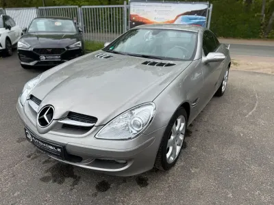 Gebraucht Mercedes SLK200 163 PS (119 kW) 2005 Silber Cabrio