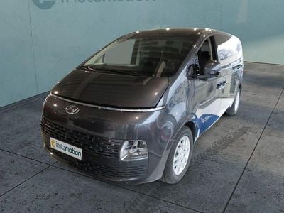 Gebraucht Hyundai Staria 177 PS (130 kW) 2024 Grau Van / Kleinbus