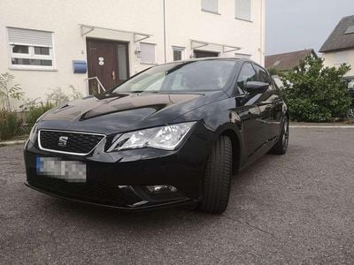 Second-hand Seat Leon Style 150 CP (110 kW) 2015 Negru Berlinǎ