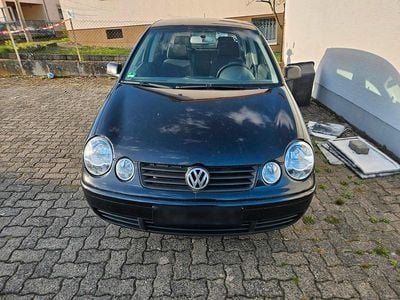 Brugt VW Polo Basis 75 HK (55 kW) 2004 Sort Hatchback