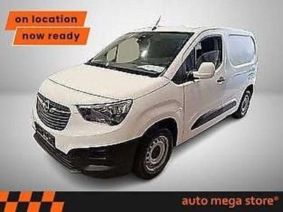 Gebraucht Opel Combo Edition 102 PS (75 kW) 2021 Weiss Van