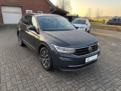 Gebraucht VW Tiguan R 150 PS (110 kW) 2022 Grau SUV