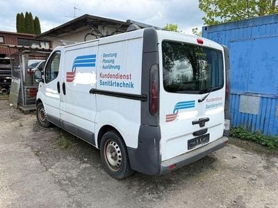 Usata Renault Trafic 82 CV (60 kW) 2006 Bianco Monovolume