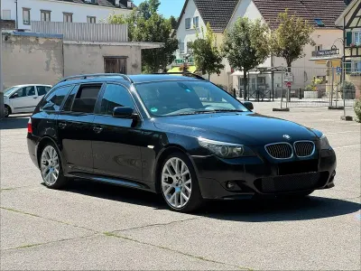 Gebraucht BMW 525 280 PS (205 kW) 2007 Schwarz Kombi
