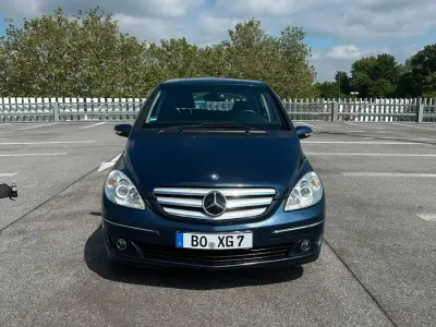 Gebraucht Mercedes B150 95 PS (69 kW) 2008 Blau Van / Kleinbus