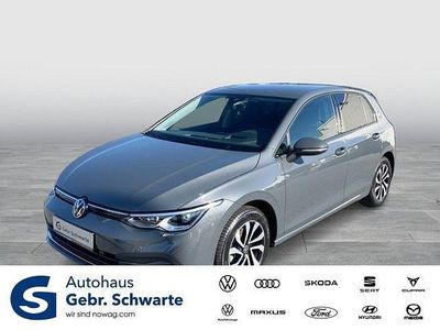 Usata VW Golf VIII Active 150 CV (110 kW) 2023 Grigio Berlina