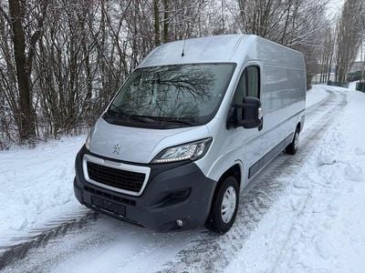 Gebraucht Peugeot Boxer 163 PS (119 kW) 2017 Silber Van