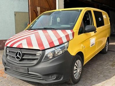 Gebraucht Mercedes Vito 136 PS (100 kW) 2020 Gelb Van