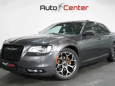 Używany Chrysler 300C 405 KM (297 kW) 2015 Szary Sedan/Limuzyna