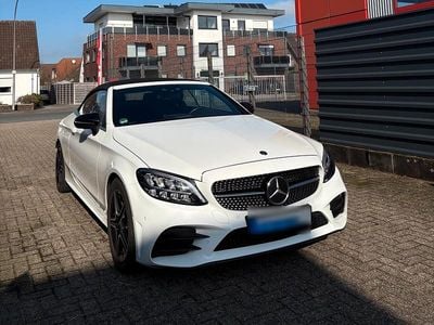 Usata Mercedes C180 AMG line 156 CV (114 kW) 2021 Bianco Cabrio