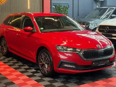 Gebraucht Skoda Octavia Clever 150 PS (110 kW) 2022 Rot Kombi