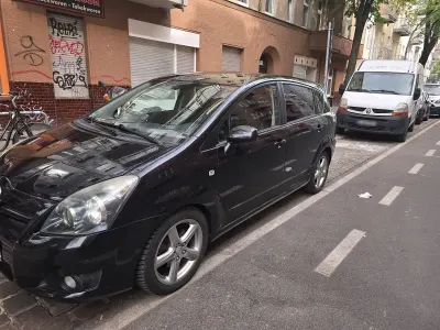 Gebraucht Toyota Corolla Verso 177 PS (130 kW) 2009 Schwarz Van / Kleinbus