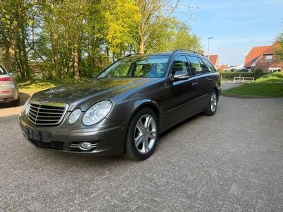 Mercedes E320