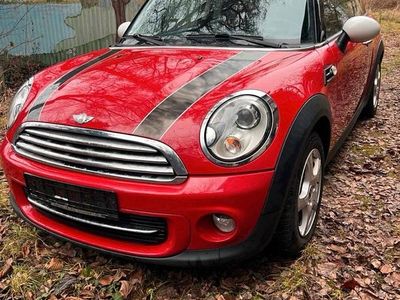 Gebraucht Mini Cooper 122 PS (89 kW) 2011 Rot Kleinwagen