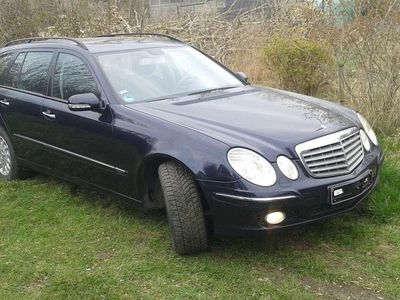 Gebraucht Mercedes E200 Elegance 136 PS (100 kW) 2008 Blau Kombi