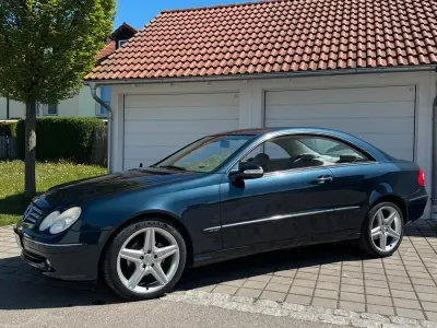 Gebraucht Mercedes CLK200 163 PS (119 kW) 2005 Blau Coupé