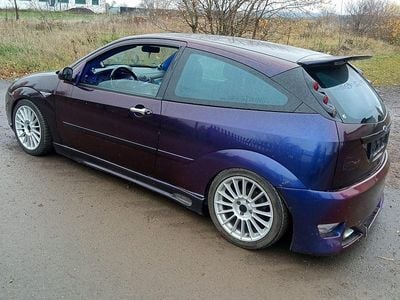 Blau Gebraucht 2002 Ford Focus RS Coupé | 2.999 €
