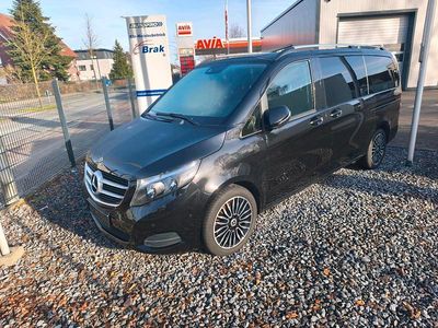 Gebraucht Mercedes V220 163 PS (119 kW) 2018 Schwarz Van / Kleinbus
