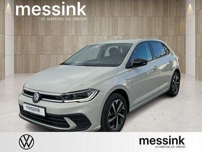 Gebraucht VW Polo Pro 95 PS (69 kW) 2023 Ascotgrau Kleinwagen