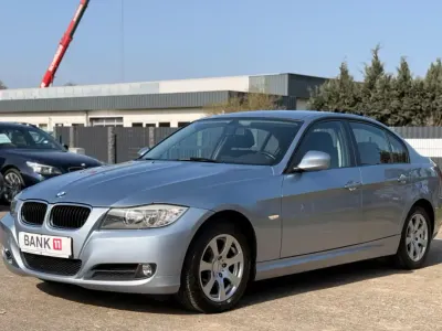 Gebraucht BMW 318 143 PS (105 kW) 2010 Blau Limousine