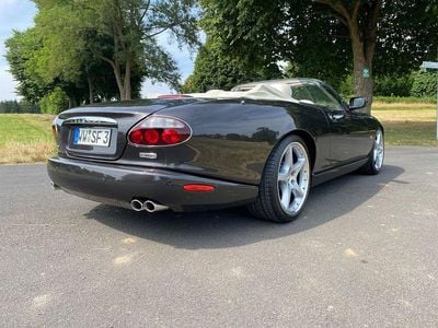 Jaguar XK8