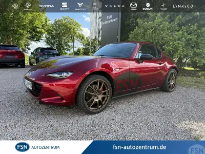 Neu Mazda MX5 Homura-Line 132 PS (97 kW) 2026 Soul red crystal m Cabrio