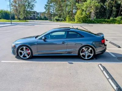 Brugt Audi RS5 Sport 450 HK (330 kW) 2015 Grå