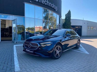 Gebraucht Mercedes E220 AMG Line Premium 197 PS (144 kW) 2025 Blau Limousine