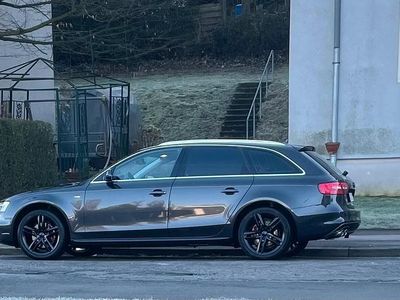 Gebraucht Audi A4 S-Line 150 PS (110 kW) 2015 Grau SUV