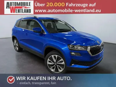 Neu Skoda Karoq Selection 150 PS (110 kW) 2026 8x  race blue met. SUV